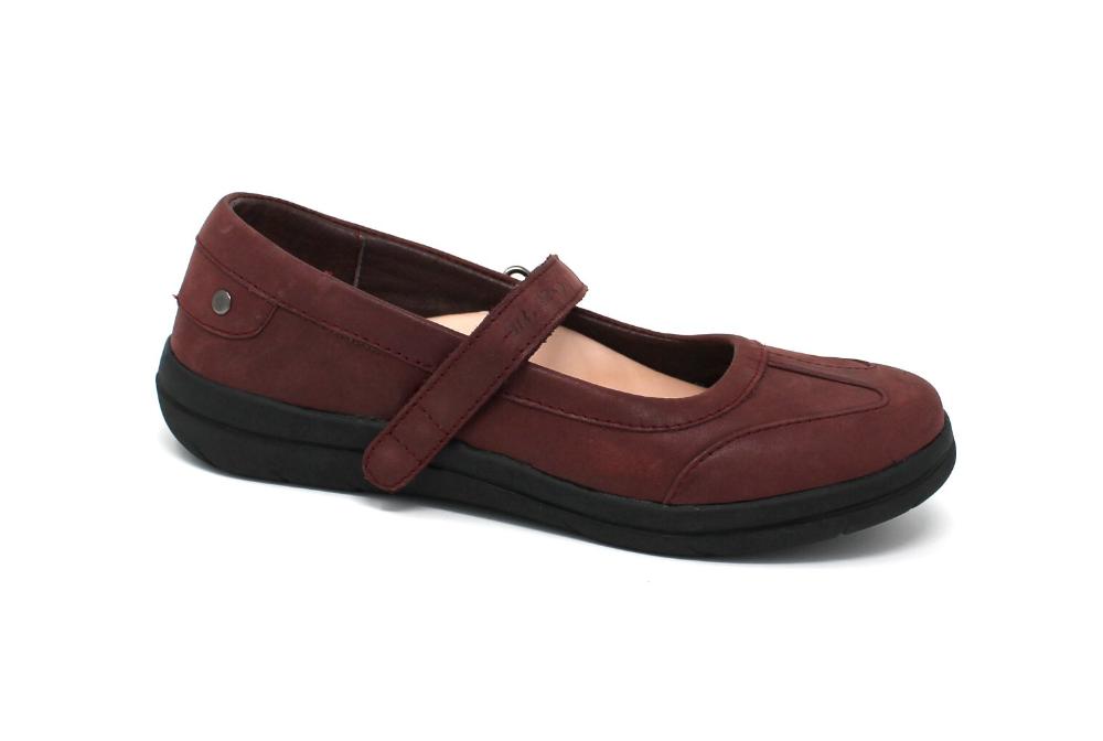 Mt. Emey 9320 Burgundy - Lady's Added-Depth Extreme-Light  Carol Shoes